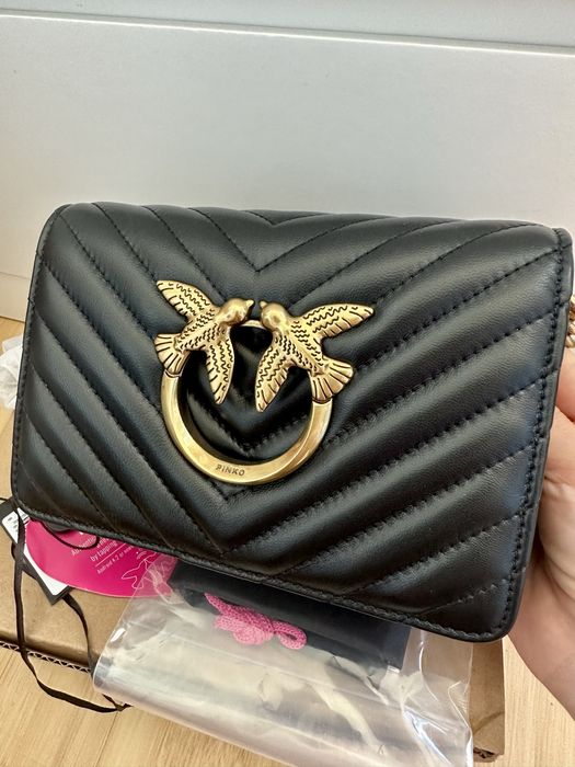 Чисто нови чанта и колан Pinko в черен цвят