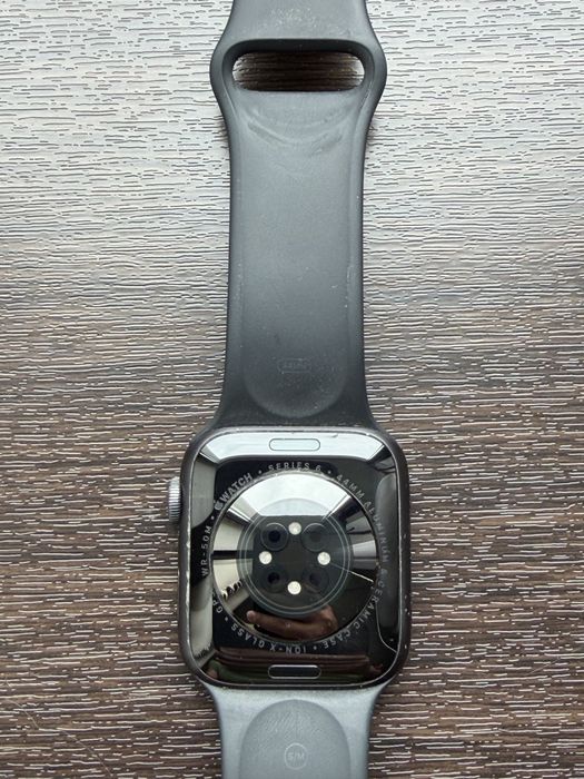 Apple Watch Series 6 44mm (Б/У)