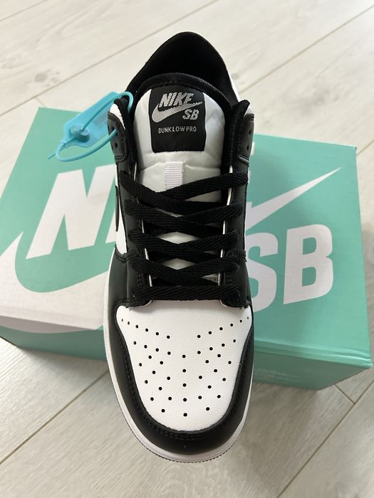 Продам кроссовки Nike