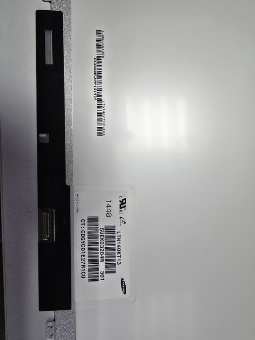 Display laptop Samsung 14 inch 30 pini HD+ (1600x900) LTN140KT13