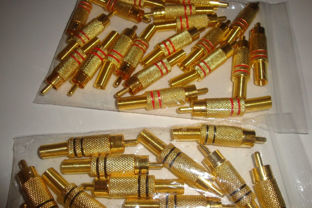 mufa RCA mufe metalice RCA aurii cu rosu si aurii cu negru gold mono