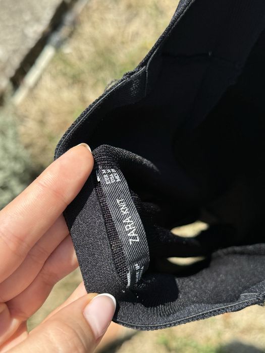 Черна рокля Зара М размер