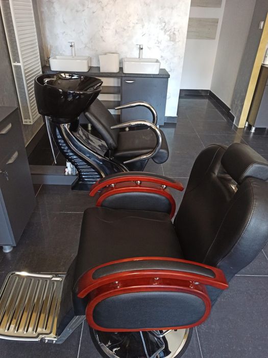 Închiriez salon de frizerie - complet utilat