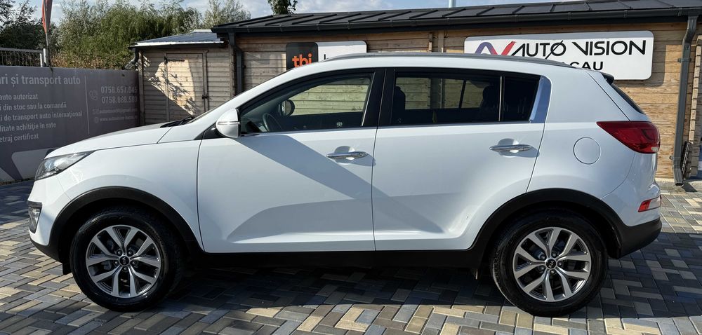 *RATE*KIA Sportage Facelift 1.6 Benzina 135Cp 11/2014 E5 LED NAV Top Inmatriculata in Romania!