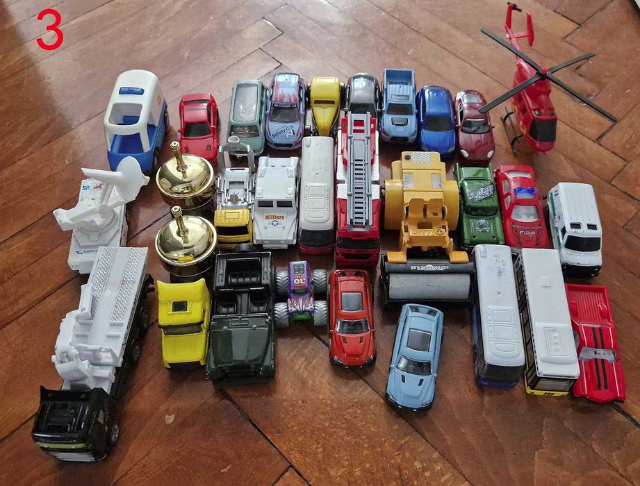 Lot machete HotWheels / Matchbox