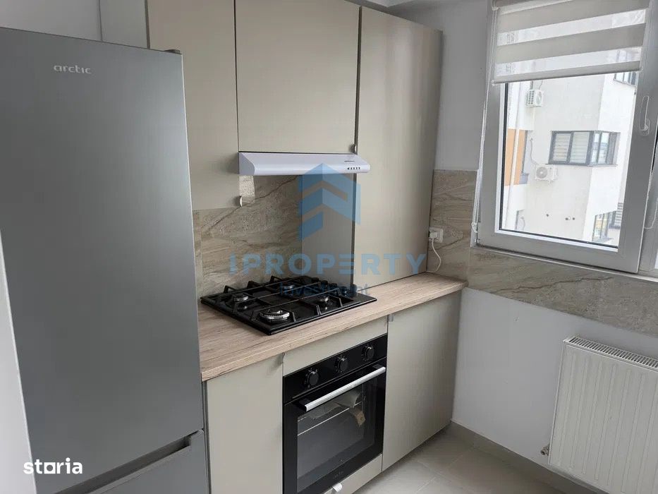 Central Adress 2 camere cu balcon