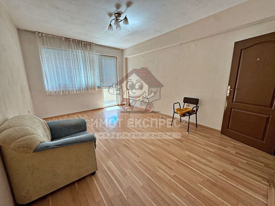 Продава се Двустаен апартамент в Асеновград - 72 кв.м за 1139 €/кв.м - Снимка #2