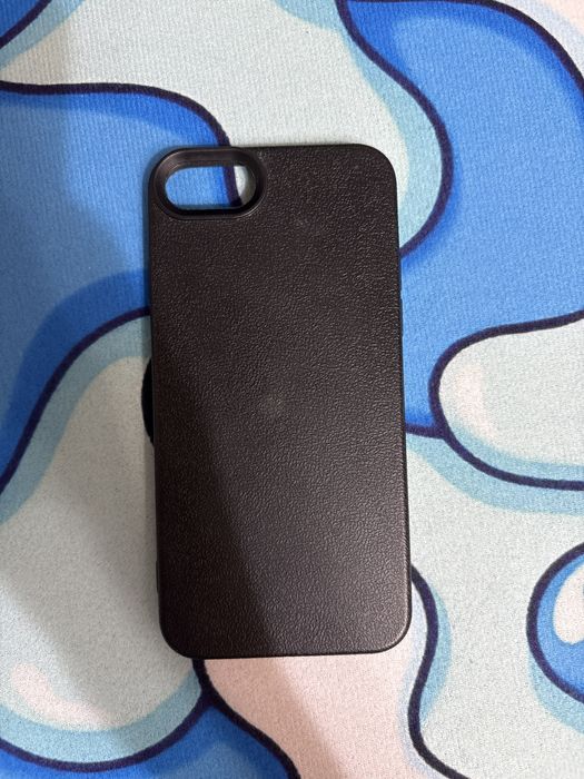 Продам чехол на Iphone 7, 8, SE