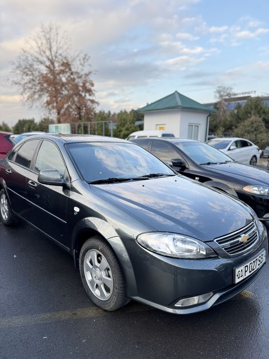 Gentra 3 Avtomat 2022 Toza