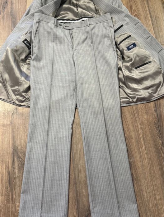 Costum Seroussi (romanesc)