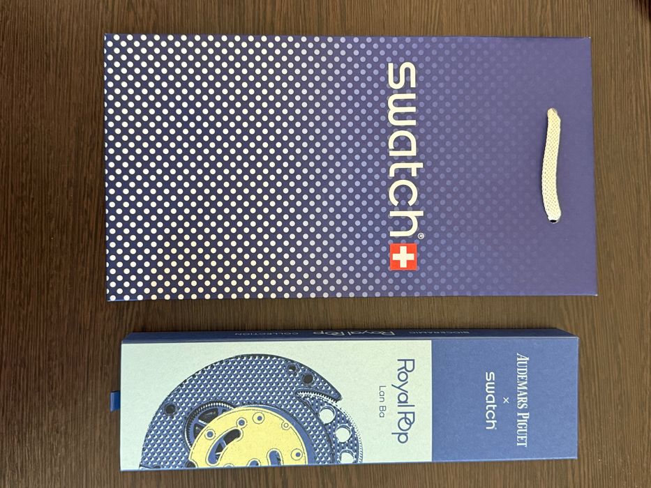 Swatch Royal Pop