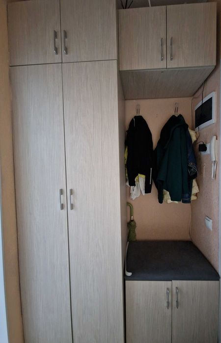 Продам шкаф б/у в прихожую