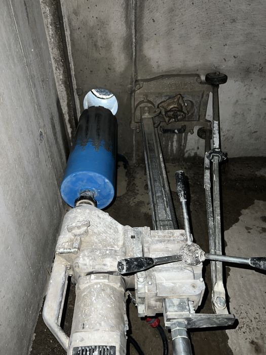 Gaura hota, carotare beton