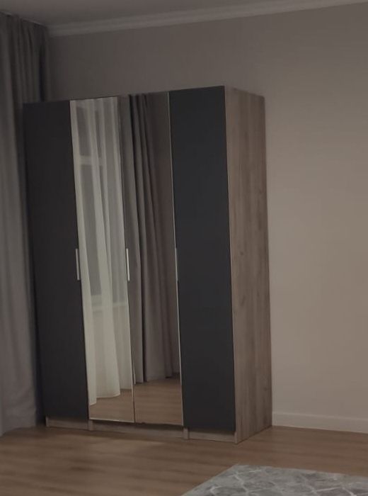 Шкаф для хранения одежды 3м на 2.2м