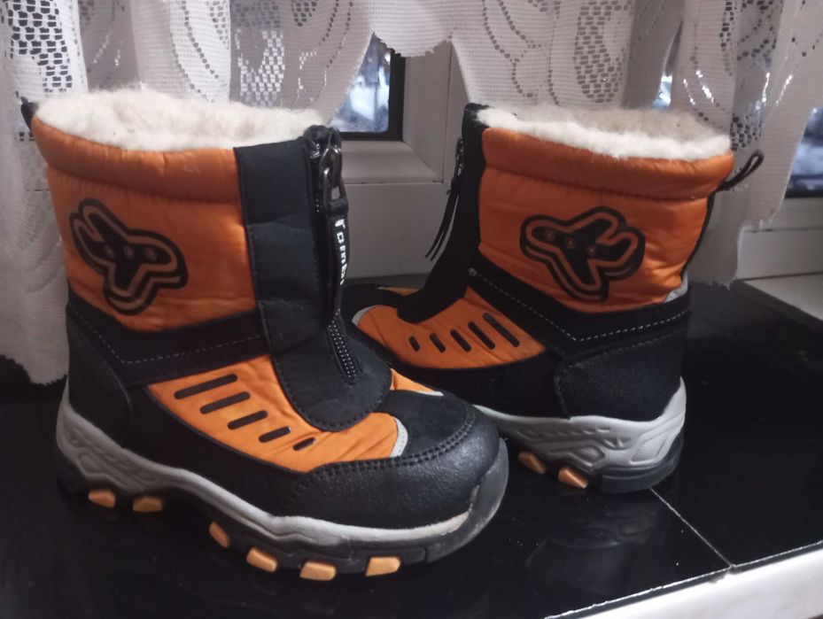 Ботинки утеплённые зимние детские детские 24размер