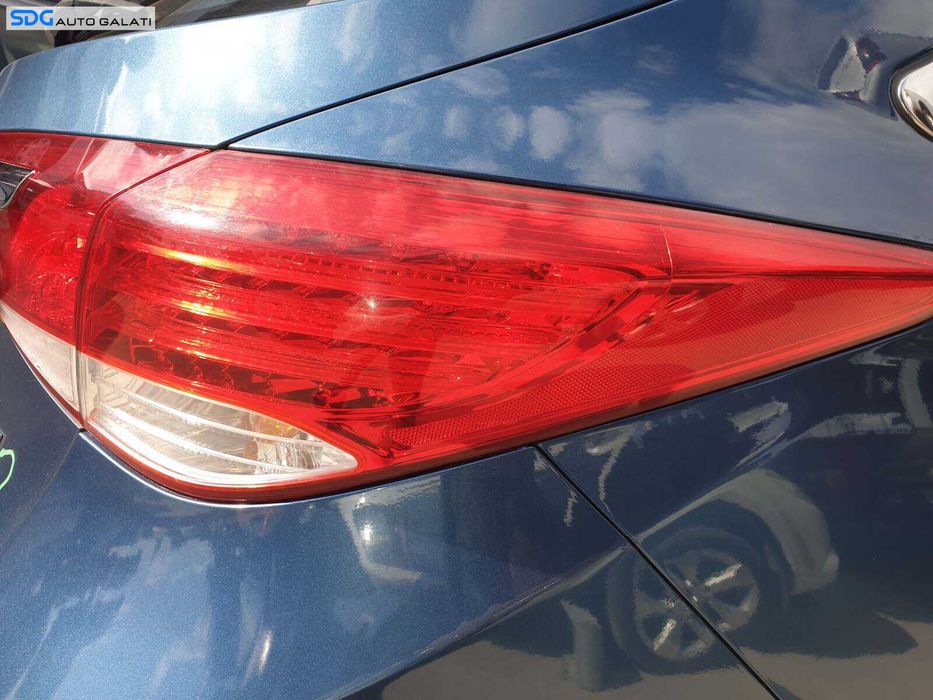 Tripla Lampa Stop Dreapta de pe Caroserie Hyundai i40 Break Wagon Non Facelift NFL 2011 - 2015 [Q2466]