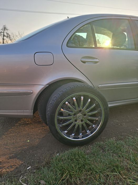 Set 4 jante cu anvelope 225/45/18