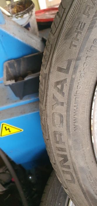 Гуми 2бр 185/60/14 - 1бр- 55лв