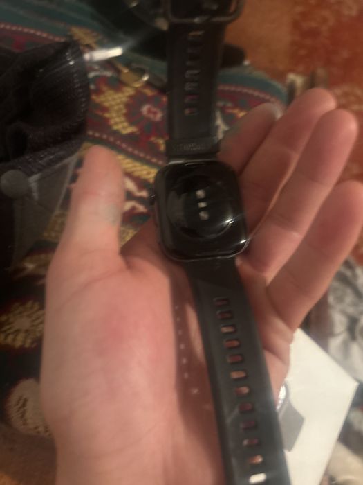 Продам часы Huawei watch fit4