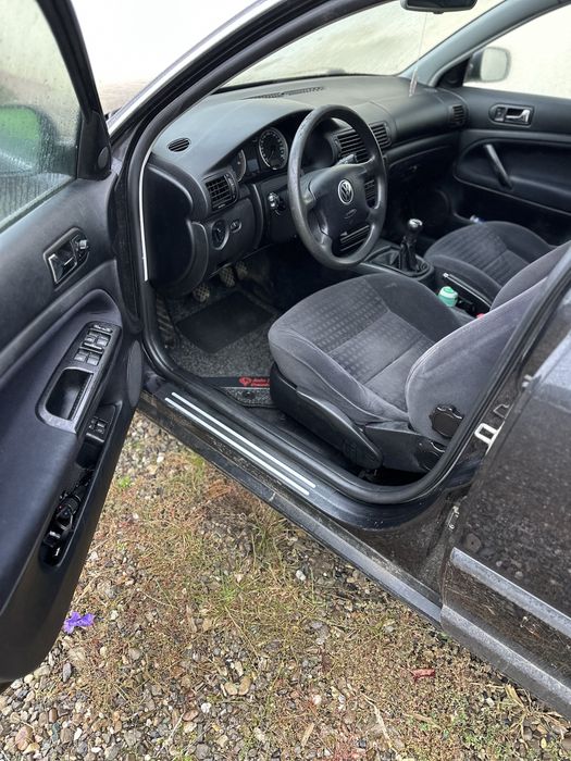 Vv passat1.9! Caroserie bună și preț avantajos !