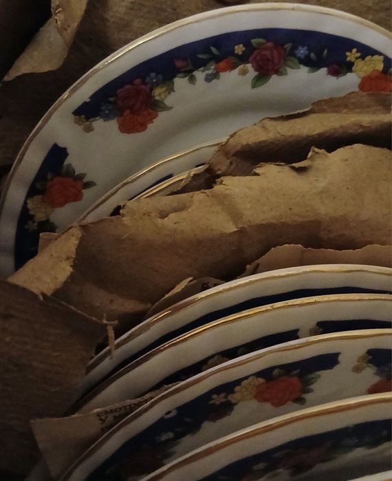 Тарелки новые 60 штук