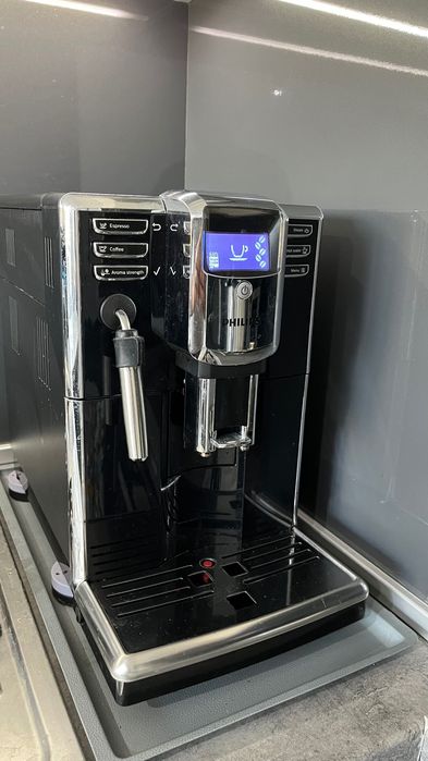 Кафеавтомат /  Кафемашина Philips EP5310