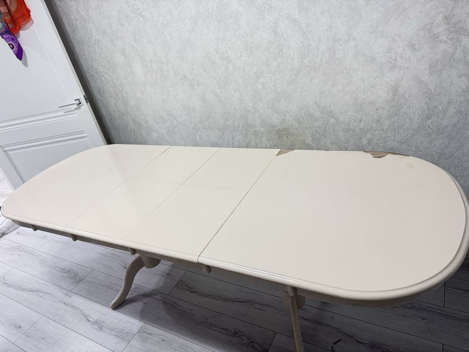 Продается раздвижной стол