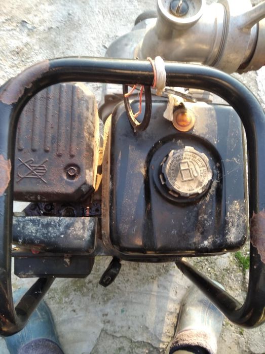 Бензинова помпа 3 цола