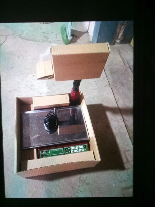 Весы электронные.