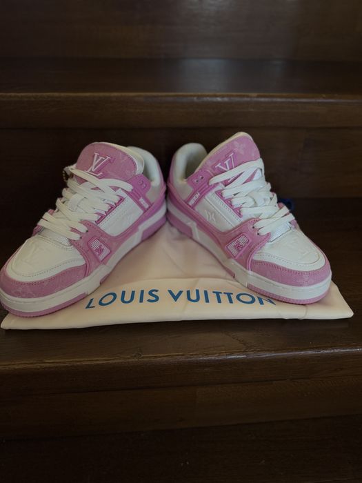 Louis Vuitton Trainer Mologram