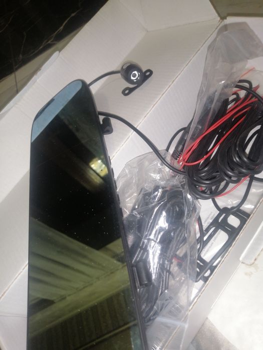 Videoregistrator rossiyaniki sifati yaxshi hali ishlatilmagan yangi