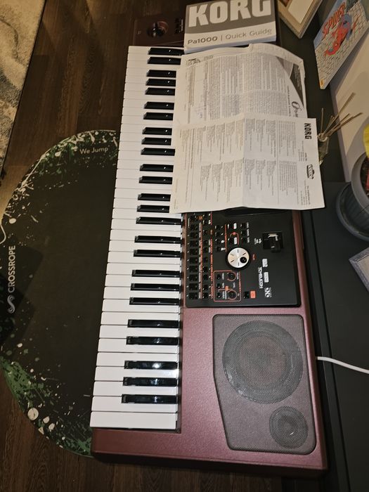 Korg pa 1000 noua cu garanție!