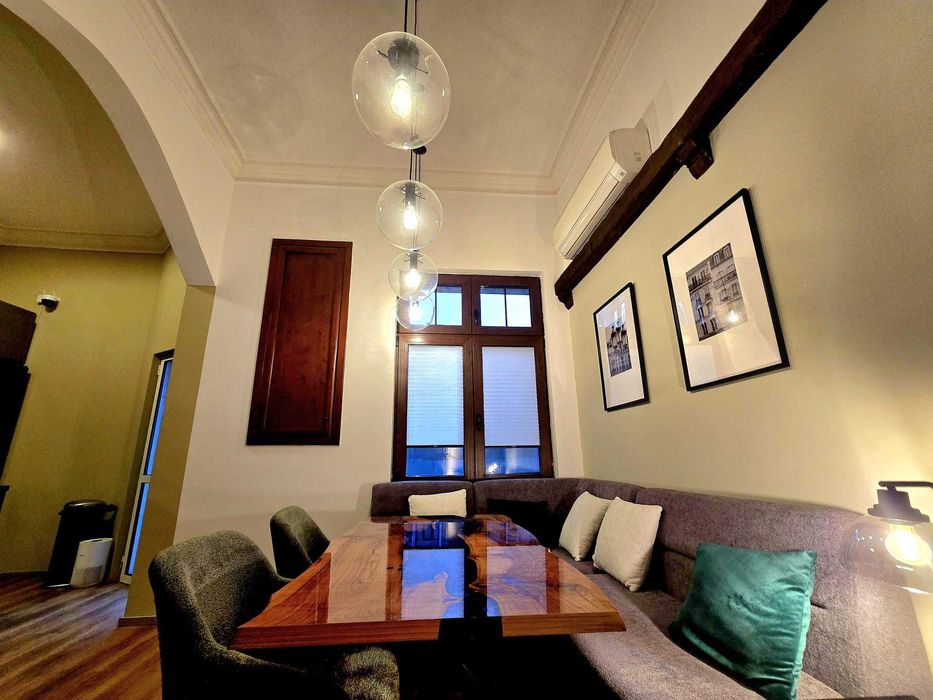 Дава се под наем Офис в София, Център - 260 кв.м за 1200 € - Снимка #10