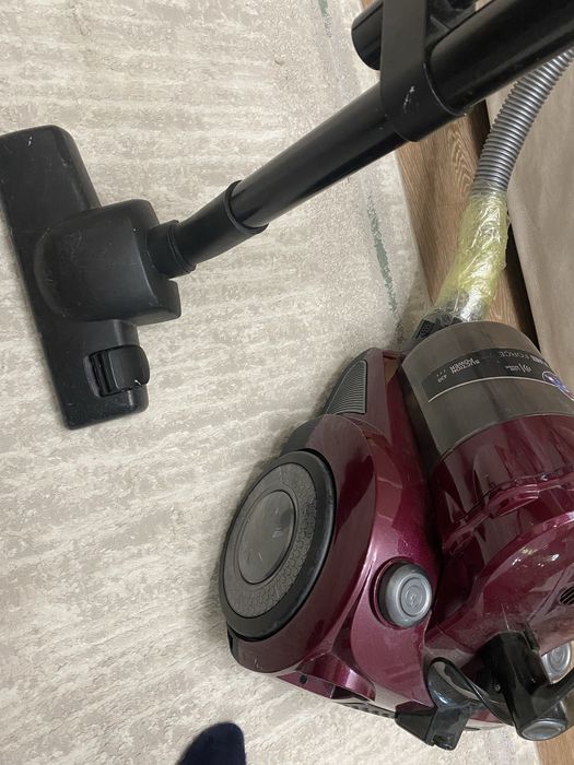 Пылесос, хороший