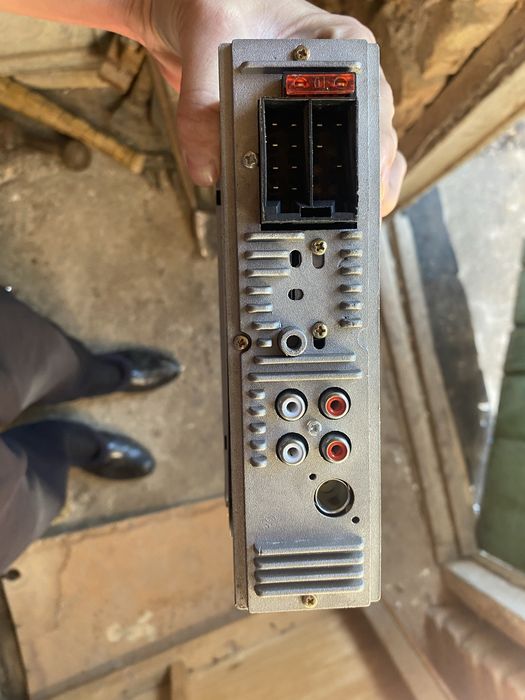 Магнитафон  продам