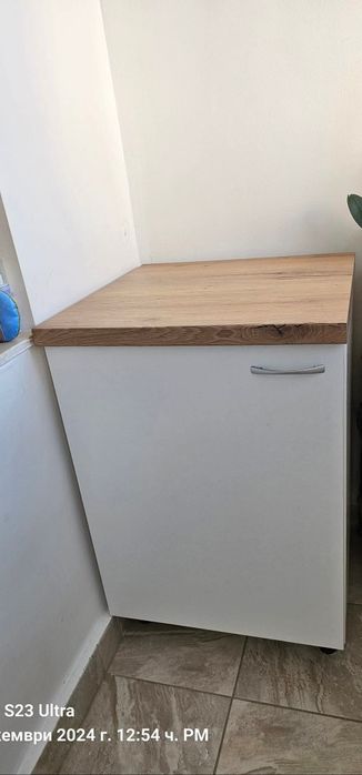 Шкаф Голям / Масивна и Тежка Мебел