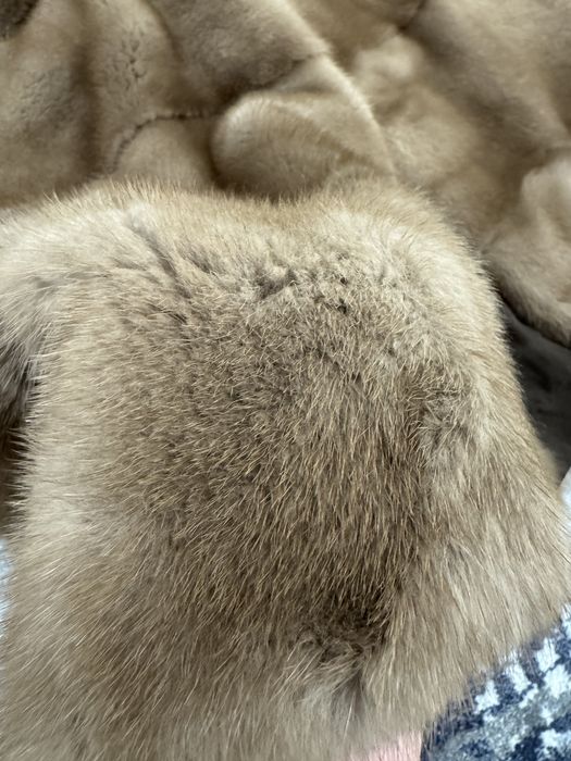 Продам шубу норковую