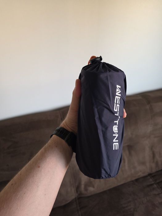 Saltea gonflabilă ultraușoară hiking/camping 190×58 cm, 510 g – ca nouă
Saltea gonflabilă ultraușoară hiking/camping 190×58 cm, 510 g – ca nouă