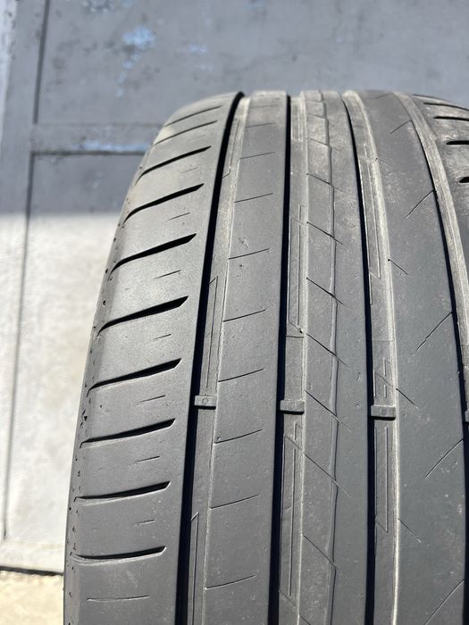 2 бр. летни гуми 225/45/17 Vredestein DOT 0423 4 mm