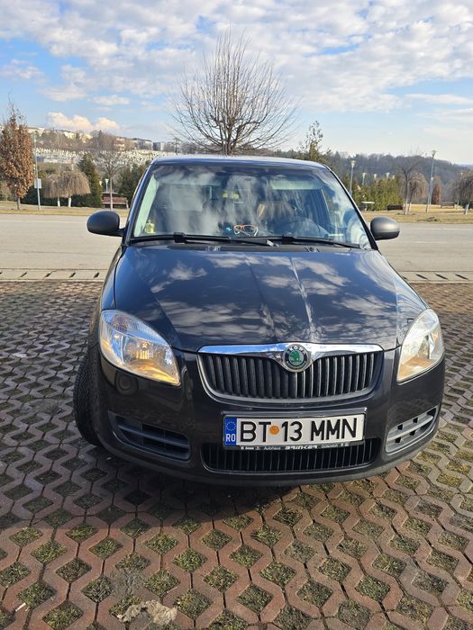 Skoda Fabia 2.     1.2 Benzină