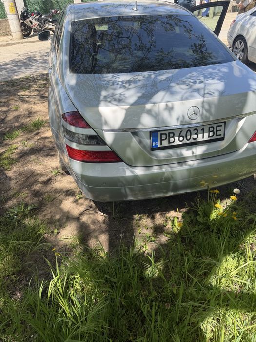 Mercedes S class w221