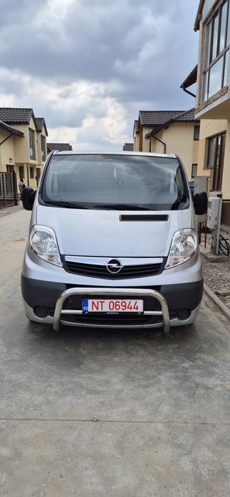 Opel vivaro 2.0D