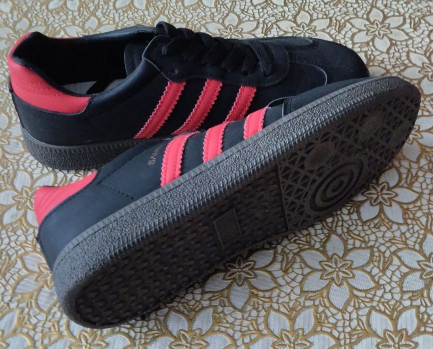 Кроссовки мужские р.41