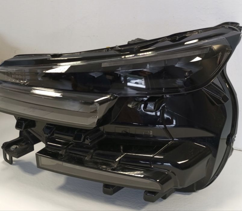 Ляв фар Ситрое Ц4 Ц4Х фул лед CITROEN C4 X C4X LIFT FULL LED 9859318480 25-