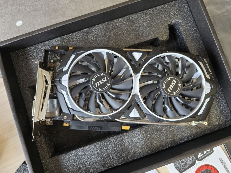 Msi armor Gtx 1080ti 11gb Като Нова!