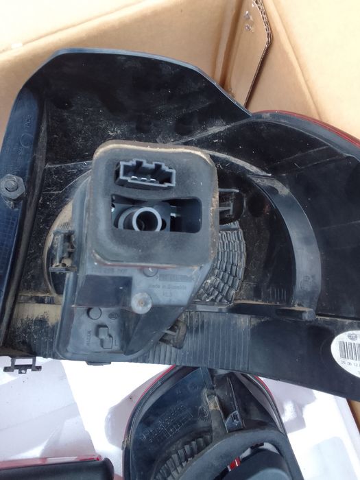 Стопове hella за  Vw Голф 6 с фабрично червени мигачи!