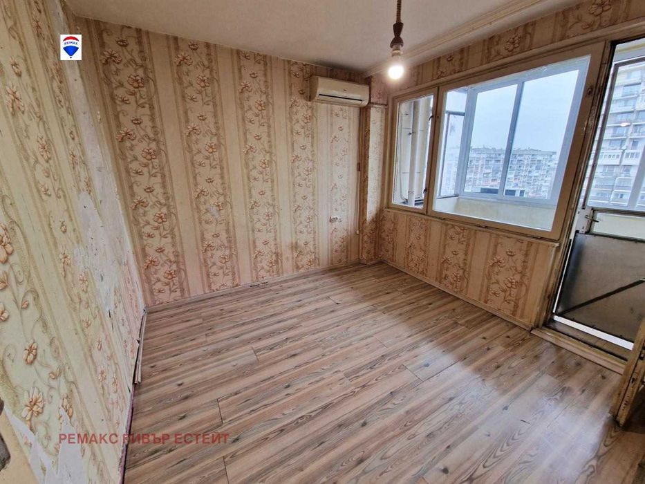 Тристаен апартамент за продажба кв. Широк център