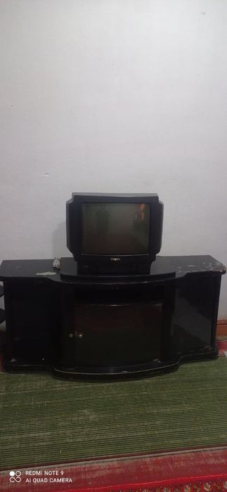 divan   buffet  tremo prehoshka pastafka    televizor