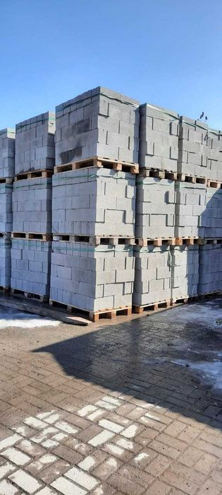 Несъемная опалубка, сплитерные блоки, брусчатки.