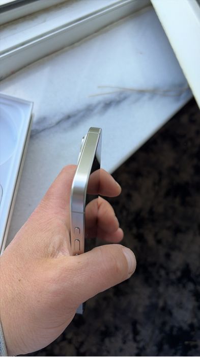 Iphone 15 PRO white impecabil